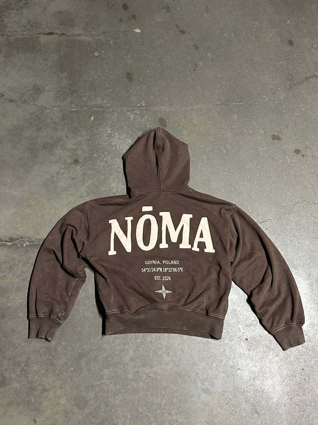 NŌMA DROP 01 – tył, drugie ujęcie